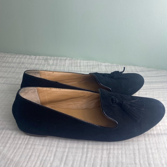 Women's J Crew Black Leather Loafers With Tassels Size 8 Flats Slip On - Picture 7 of 15